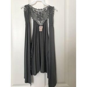 Sleeveless Gray Lace Cardigan